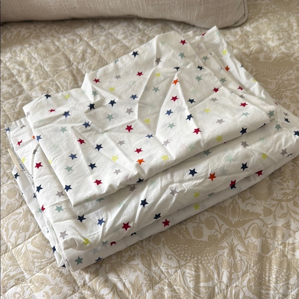 Pottery Barn Kids Toddler Sheet Set - Stars